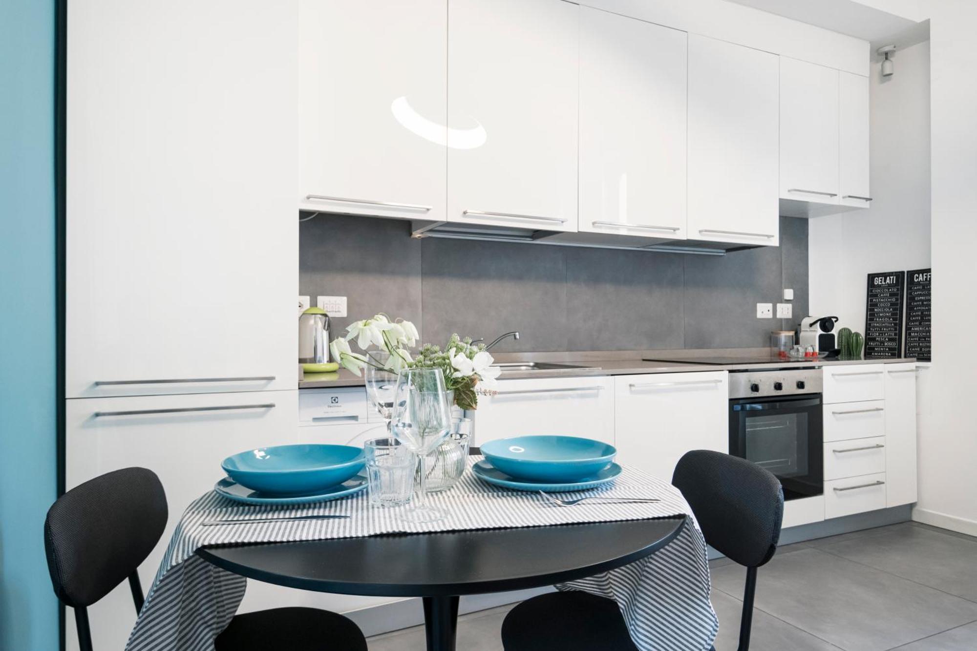 מילאנו New Flat Fully Furnished In P.Ta Romana מראה חיצוני תמונה